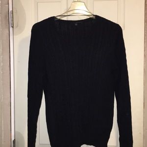 Harve’ Bernard v-neck sweater